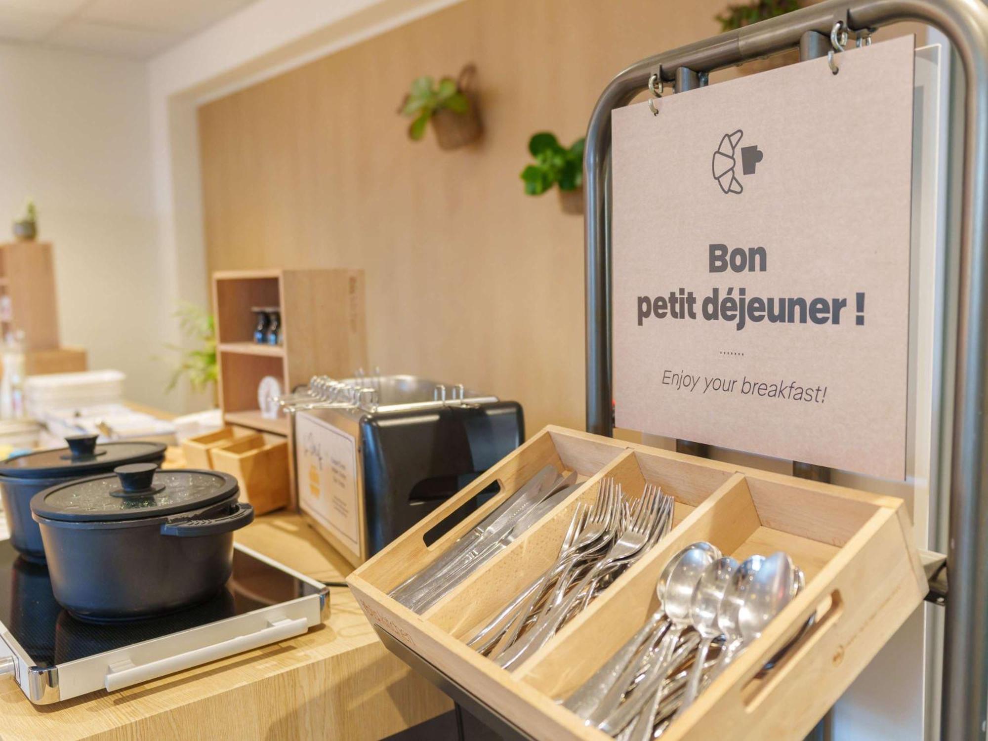 Ibis Laon Hotel ภายนอก รูปภาพ